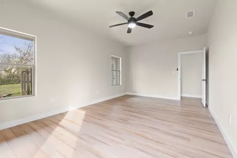 Living - 622 E Chambers St, Cleburne, TX 76031 photo 2 of 2