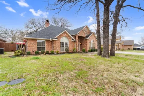 132 Cody Cir N, Sulphur Springs, TX 75482