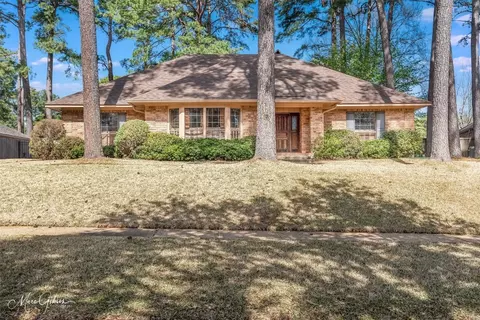 549 Northampton Dr, Shreveport, LA 71106