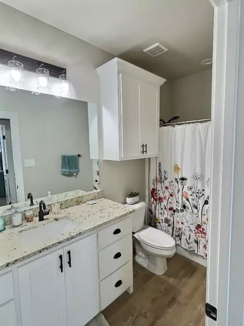 Bath - 226 Moon Beam Path, Abilene, TX 79602 photo 1 of 1