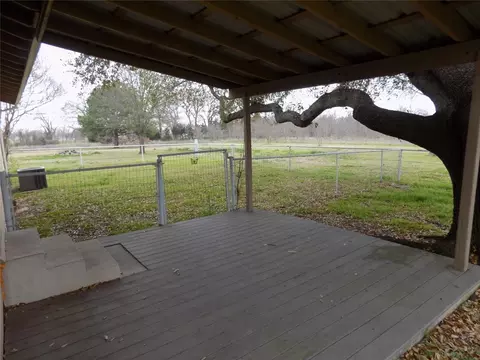 Exterior - 126 Smith St, Eustace, TX 75124 photo 2 of 5
