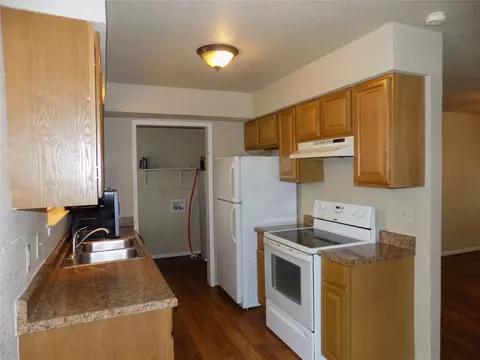 Kitchen - 126 Smith St, Eustace, TX 75124 photo 2 of 2