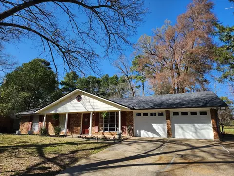 8613 Woodfox Cir, Haughton, LA 71037