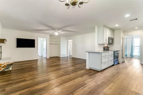 Other - 200 E Pleasantview Dr, Hurst, TX 76054 photo 3 of 4