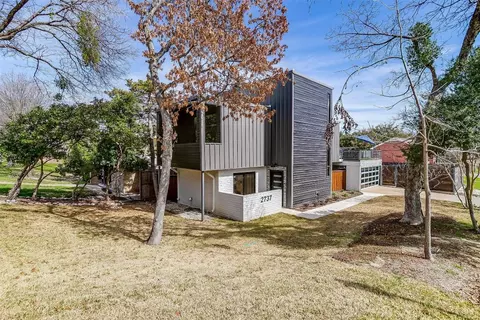 2737 Sandage Ave, Fort Worth, TX 76109