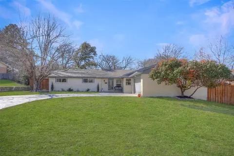 1712 Saxony Rd, Fort Worth, TX 76116