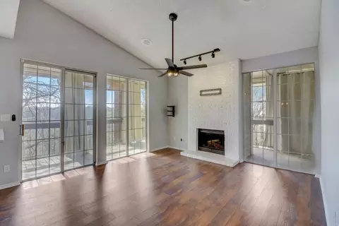 1726 Ascension Point Dr #330, Arlington, TX 76006