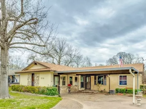 2116 Stonehenge Dr, Garland, TX 75041