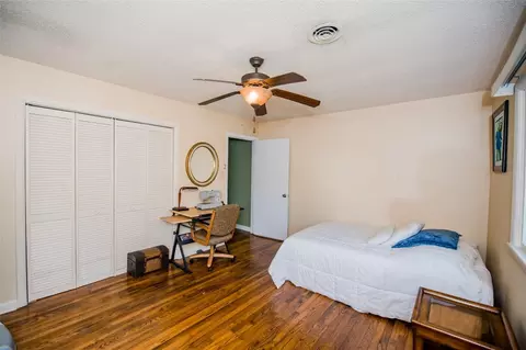 Bedroom - 211 Circle Dr, Cleburne, TX 76033 photo 4 of 6
