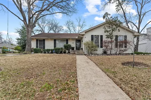 8742 Bacardi Dr, Dallas, TX 75238