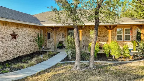 1470 Veal Station Rd, Weatherford, TX 76085