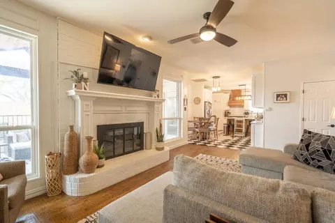 Living - 8121 Carson Ct, Rowlett, TX 75088 photo 2 of 4