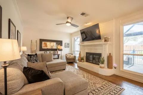 Living - 8121 Carson Ct, Rowlett, TX 75088 photo 1 of 4