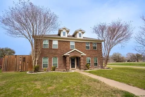 8121 Carson Ct, Rowlett, TX 75088