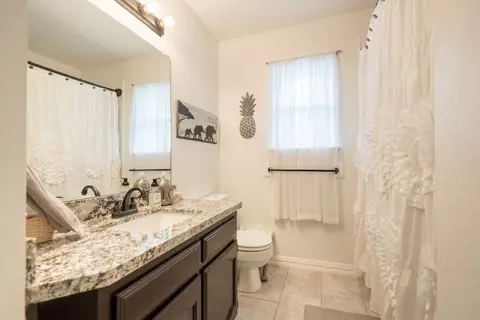 Bath - 8121 Carson Ct, Rowlett, TX 75088 photo 5 of 5