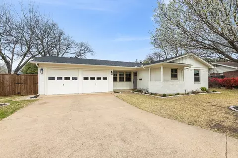 11255 Carissa Cir, Dallas, TX 75218