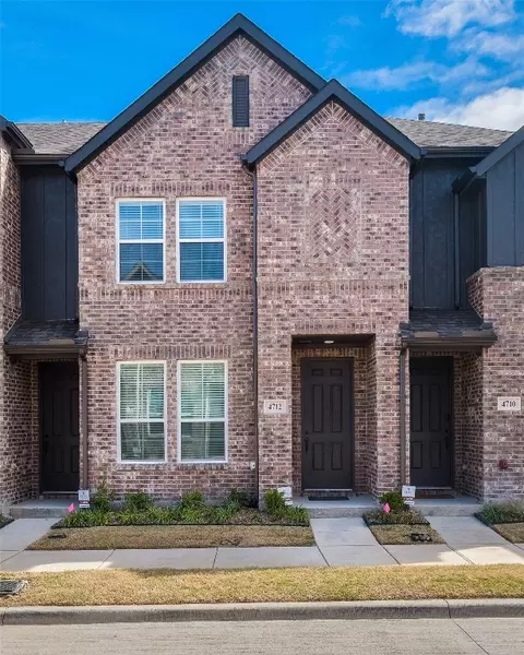 4712 Kindred St, Haltom City, TX 76117