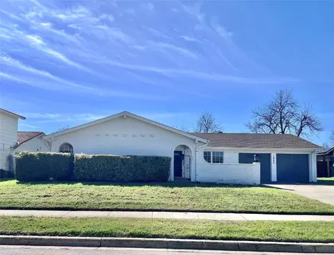 1405 Lagoona Ln, Edgecliff Village, TX 76134