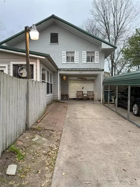 305 Wigley St, Mineola, TX 75773