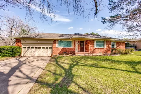 512 Degan Ave, Lewisville, TX 75057