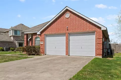 2905 Oakshire St, Denton, TX 76209