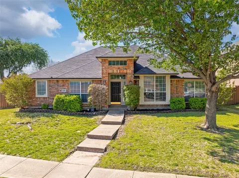 Exterior - 8006 Freeman Dr, Rowlett, TX 75089 photo 10 of 11