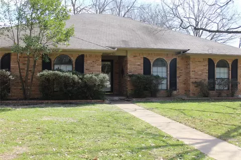 721 Belmont St, Athens, TX 75751