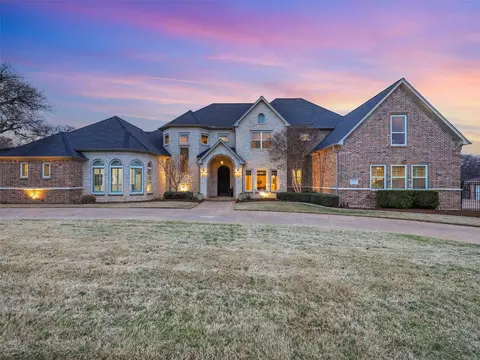 924 Turnberry Ln, Southlake, TX 76092