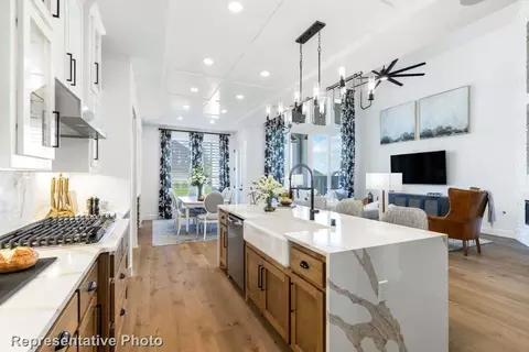 Kitchen - 4806 Strada St, Prosper, TX 75078 photo 7 of 10