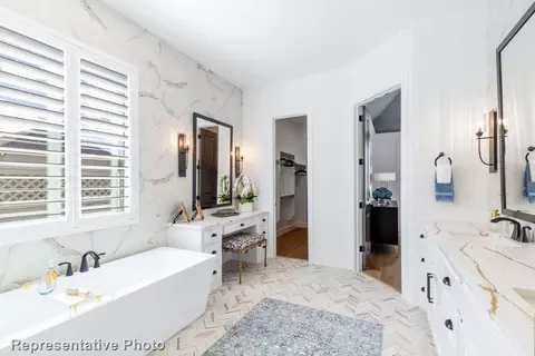 Bath - 4806 Strada St, Prosper, TX 75078 photo 3 of 4