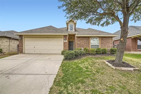 12140 Bellegrove Rd, Burleson, TX 76028