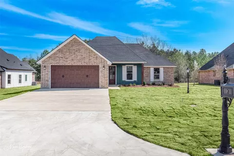 9915 Freedoms Way, Keithville, LA 71047
