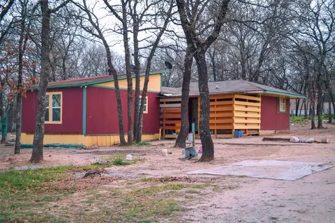 107 Arunda Ct, Weatherford, TX 76085