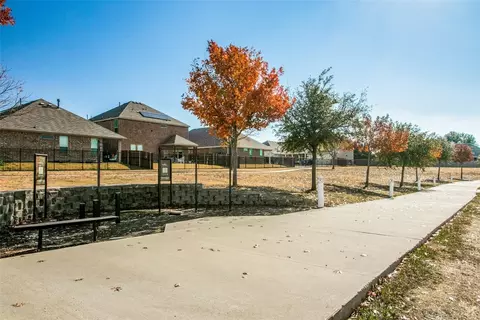 Exterior - 7641 Spring Dr, Watauga, TX 76148 photo 7 of 7