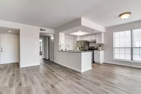4460 Chaha Rd #201, Garland, TX 75043