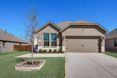 4230 Stonewall Dr, Forney, TX 75126