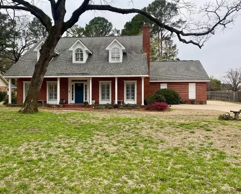 10020 Thornwood Dr, Shreveport, LA 71106
