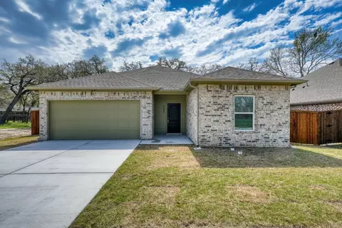 107 Vaughn Ln, Quinlan, TX 75474