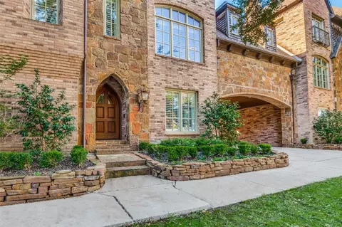 3703 Congress Ave, Dallas, TX 75219