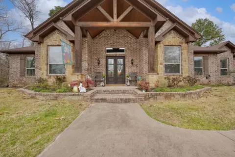 13429 Karah Ln, Lindale, TX 75771