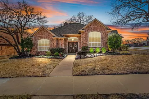 2001 Vintage Cir, Corinth, TX 76210