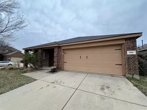 701 Becard Dr, Aubrey, TX 76227