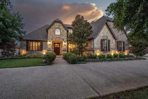 3325 Clubview Dr, Argyle, TX 76226