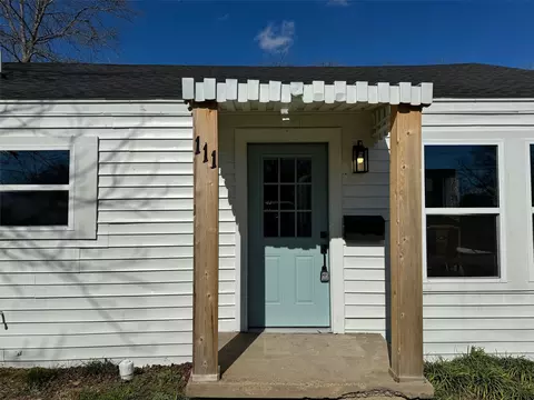 111 E State St, Terrell, TX 75160 photo 2