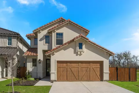 9036 Lakeside Dr, Fort Worth, TX 76179