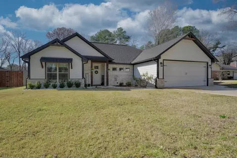 16792 Wilson Rd, Tyler, TX 75707