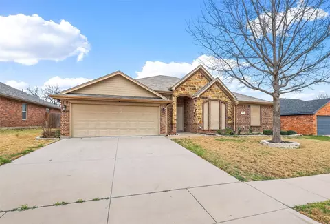 556 Jeffdale Dr, Burleson, TX 76028