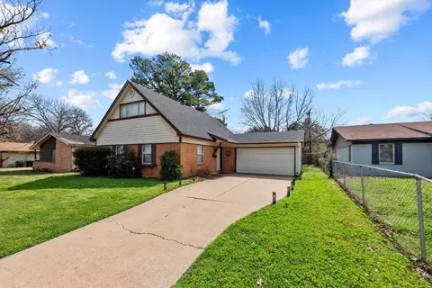 1206 Woodbrook St, Arlington, TX 76011