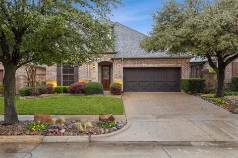 222 La Fontaine Ln, Keller, TX 76248