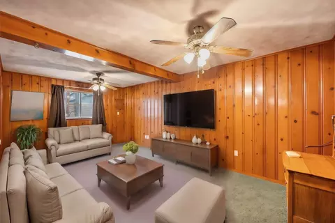 602 W Milam St, Ennis, TX 75119